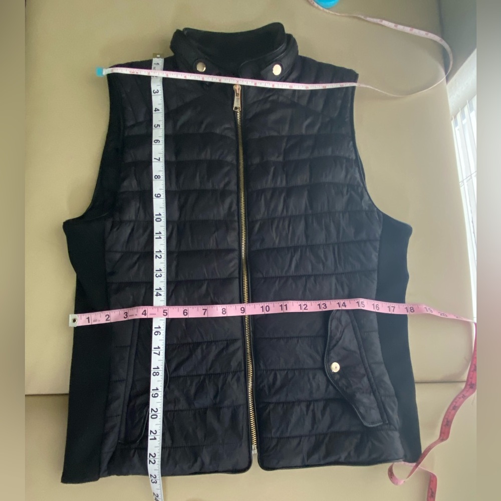 Love Tree Puffer vest - Picture 4 of 10